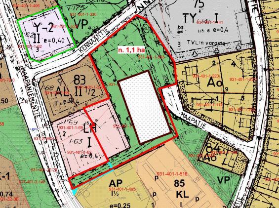 7 Kuva 9. Ote myymälän sijoitusluonnoksesta ja suunniteltu tontin laajuus [Viitasaaren kaupunki] 3.4 Hulevesiviemäriverkoston kapasiteetti Alueen hulevesiviemäriverkoston kapasiteetti on rajallinen.