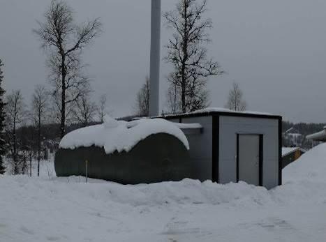 UKKOHALLAN JA SAUNAMAAN ASEMAKAAVOJEN OSITTAINEN MUUTOS JA LAAJENNUS 6 3.1 Selvitys suunnittelualueen oloista 3.1.1 Alueen yleiskuvaus Kaavan muutosalue on Syväjärveen eli länteen viettävää rinnettä.