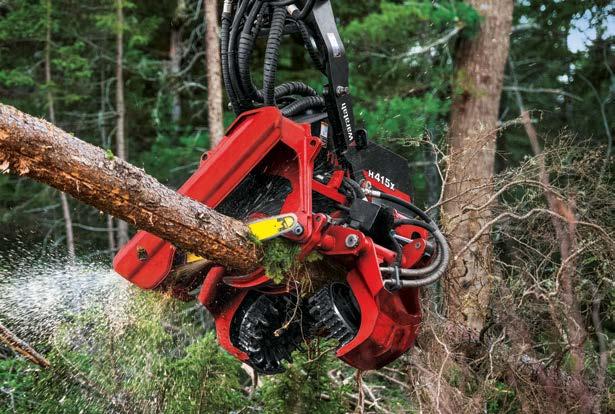 Myös telaketjuilla varustettuihin koneisiin sopivan H415X-pään sahalaatikko on suunniteltu vaativaan käyttöön, minkä ansiosta pää on erinomainen sekametsikkökuvion hakkuuseen.