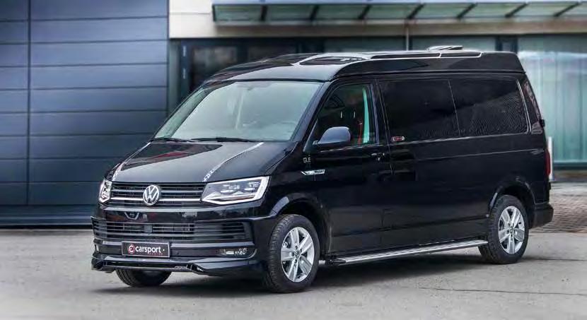 Transporter Bulli Carsport-varusteltu Volkswagen Transporter T6 on monipuolinen työkalu kaikkiin mahdollisiin ajoihin, invakuljetuksista koulukyyteihin.