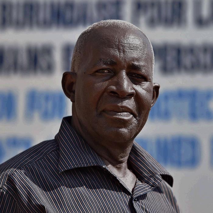 Pierre Claver Mbonimpa 1 Ehdottaja: Vapauden ja suoran demokratian Eurooppa Pierre Claver Mbonimpa on puolustanut väsymättä ihmisoikeuksia yhtenä Burundin näkyvimmistä ihmisoikeusaktivisteista ja