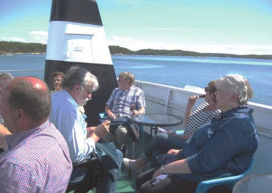 Kilpaa hänen kanssaan muistoissa voivat olla myös hieno kesäsää ja upeat maisemat m/s Östernillä, jolla matkattiin Nauvosta Seilin kautta Rymättylän Hankaan.