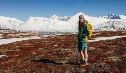 Kun Fjällräven nyt palaa Greenland Updated -mallistollaan polkunsa alkupäähän, se aikoo tukea ja dokumentoida kahden tutkijan tekemää työtä tällä karulla mutta turmeltumattomalla saarella.