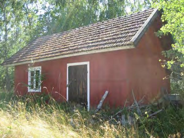 Siivonen 895-533-0003-0002 9/12 Siivonen 3 2 004 02 Kuvaus: Sauna + puuvaja