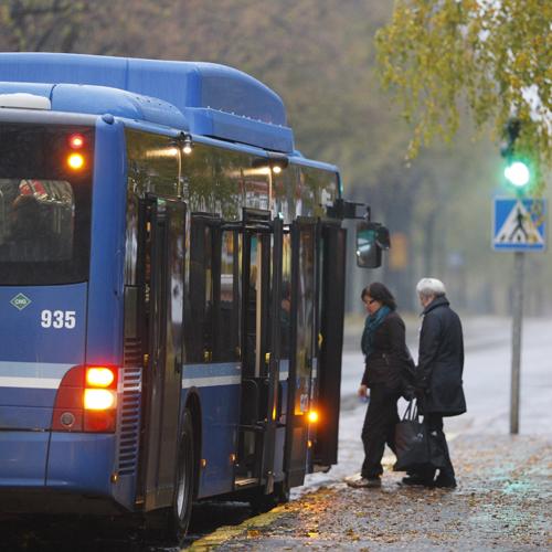 ..jatkuu Sää-, keli- ja liikennedata on maksutta kaikkien saatavilla Edistää valtion vaikuttavuus- ja tuloksellisuusohjelman sekä julkisten tietojen vapaata jakelua koskevan valtioneuvoston