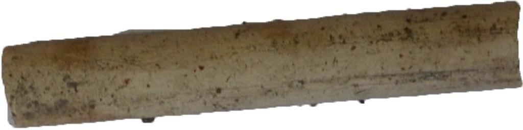 Pituus 46 mm, leveys 6,5 mm, paksuus 3,5 mm.