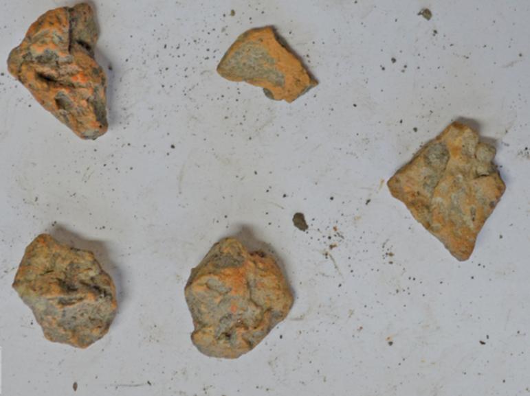 Luu, 4 kpl 11,9g Joukossa 2 torahammasta. x 5026 y 1001, yksikkö C-KR1 18.