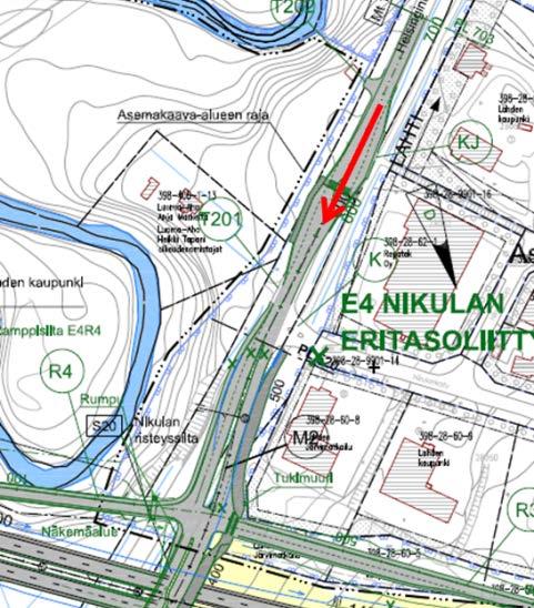 Viitoitus maantiellä 140 pohjoisesta itään Nikulan eritaosliittymän pohjoispuolella maantiellä 140 on paljon huomioitavaa (paljon opasteita, suojatie, linja-autopysäkit, valo-ohjaus jne.