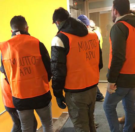 kokoluokan ja hintaluokan Valitsemaan itselleen sopivan pohjavariaation sekä muotoilemaan ja varustelemaan sitä edelleen itselleen sopivaksi kodiksi.