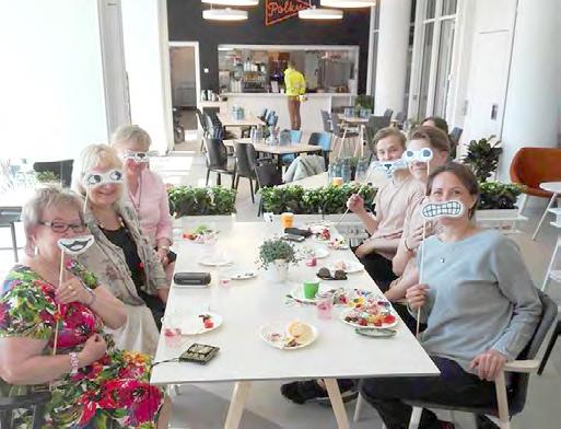 Yhteistyötä ja avunantoa korttelin ja naapureiden puolesta Yhteisöllinen kortteli on avoin myös ulkopuolisten kohtaamisille.