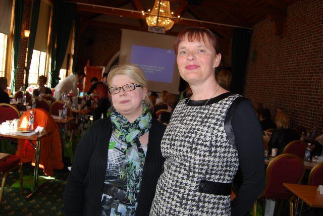 www.sihteeriyhdistys.fi 5.5.2014 3 (5) KymKlubin kevättapaaminen Senjoriitat Helsingistä tekevät retken Kotkaan maanantaina 26.5. ja toivovat, että tapaisimme, rupattelisimme ja söisimme yhdessä lounaan.