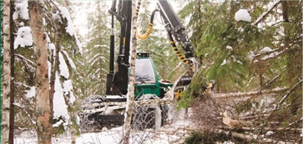 Korjuupalvelu Metsänhoitoyhdistys hoitaa puunkorjuun 14 hakkuu-/ajokoneyrittäjää (10 korjuuketjua) 1 puutavaran kuljetusyrittäjä (2-5 autoa) Puut välitetään eri ostajille