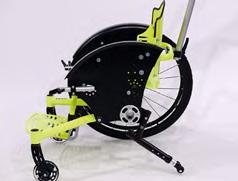puolin). Pyörätuoli rakennetaan asiakkaan tilauksen mukaisesti. Jälleenmyyjän on mahdollista muuttaa selkänojan kallistusta. 45 5.