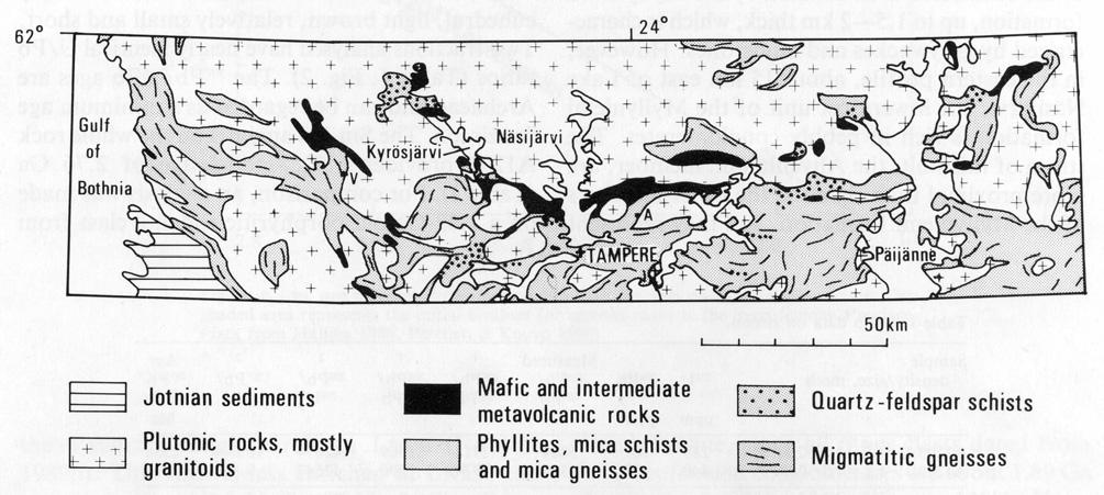 15 1998, 2005). Metakonglomeraatteja (alkuperältään soraa), joissa vallitsevat vulkaanisperäiset mukulat, on paikoin paksuinakin kerroksina.