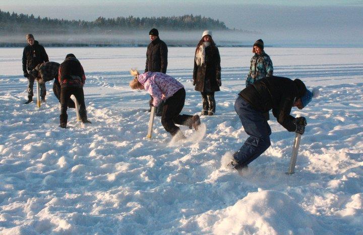 Rippikouluryhmät Leiri maksaa 120, päiväkoulu on ilmainen Talvi-Toukola 28.12.17 5.1.18 Rippileiri talvisessa Toukolassa joulun tunnelmissa. Konfirmaatiomessu to 10.5.18 Kylmäkosken kirkossa.