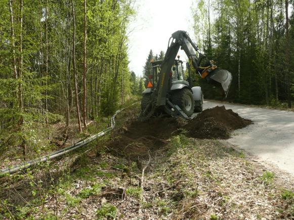 kaivettavaksi suoraan nykyisen maantien