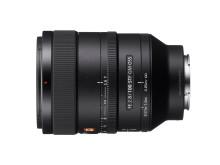 Vario-Sonnar T* 24 600 mm -objektiivi tarjoaa 25-kertaisen zoom-alueen nopealla f/2.4-4 maksimiaukolla. Exmor RS 1.