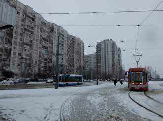 Neuvostoliittoa henkivät rapistuneet kerrostalot, runsaasti koristellut palatsit, metroasemien läheisyydessä vihanneksia myyvät mummot ja