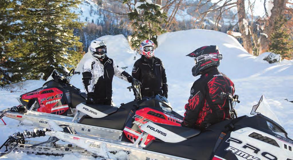 VOITELU Voitele jokainen rasvanippa runsaasti Polaris All-Season -vaseliinilla niin, että kosteus puristuu ulos puslista/nivelistä (pyyhi ylimääräinen rasva pois).