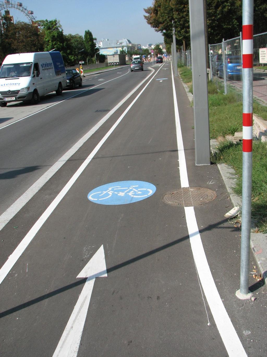 Vertailukohtana Wienin pyörätiekampanja Kehitysaika pidempi, reilut 10 vuotta Käytössä myös pyöräkaistat ja yksisuuntaiset pyörätiet Kulkutapaosuus n.