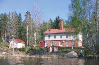 Rakennus rakennusajankohta käyttötarkoitukset ennen ja nyt 1 meijerirakennus 1907 maidon jalostus, tuotantotila, muu 2 talousrakennus, vaja 1900-l alku viljankuivaushuone?