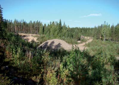 Alueella voi olla maa-aineksen varastokasoja, mutta alueella ei ole aktiivista ottotoimintaa.