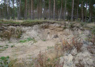 Ajoteiden katkaisu tai puomitus estää osittain roskien ja jätteiden tuomista ja vähentää esimerkiksi motocrossajoa.