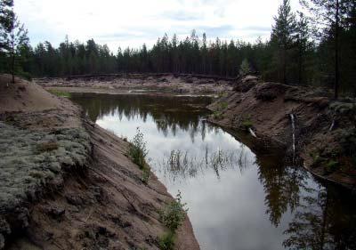 0214353 Välikylä B, Ikaalinen Alueelta kartoitettiin kaksi Jämijärven alueella sijaitsevaa ottoaluetta. Kuopassa 1 on voimassa oleva lupa, kuopan 2 lupa on umpeutunut.