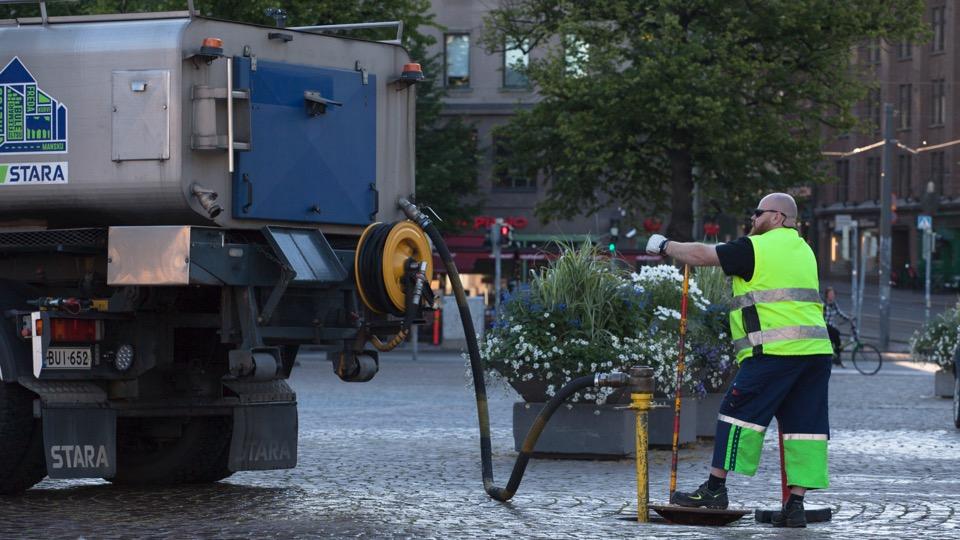 Ilmastonmuutokseen ja luonnonvaroihin