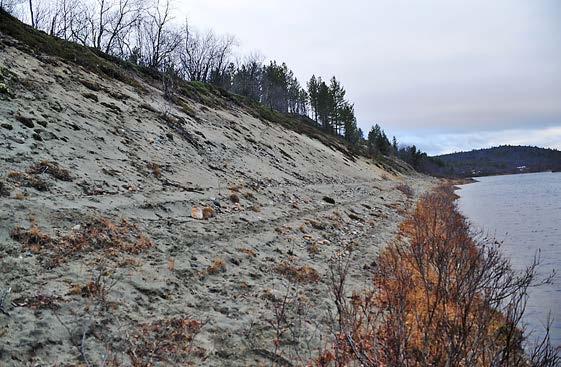 Se puolestaan on taas noin kilometrin Paltogården -kohteesta (kohde 70) etelään.