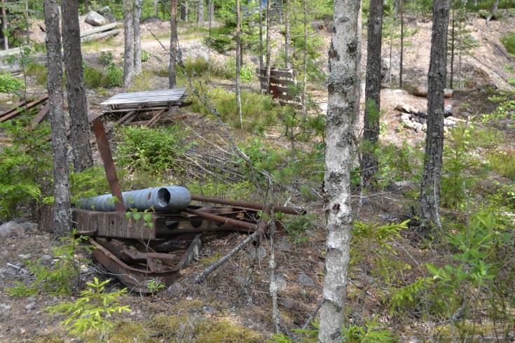 45 5.9 Roskaantuminen ja vanhat/laittomat kaatopaikat Vanhoille yhdyskuntien kaatopaikoille on sijoitettu kotitalouksien kiinteän jätteen lisäksi lietteitä, teollisuuden kiinteitä jätteitä sekä