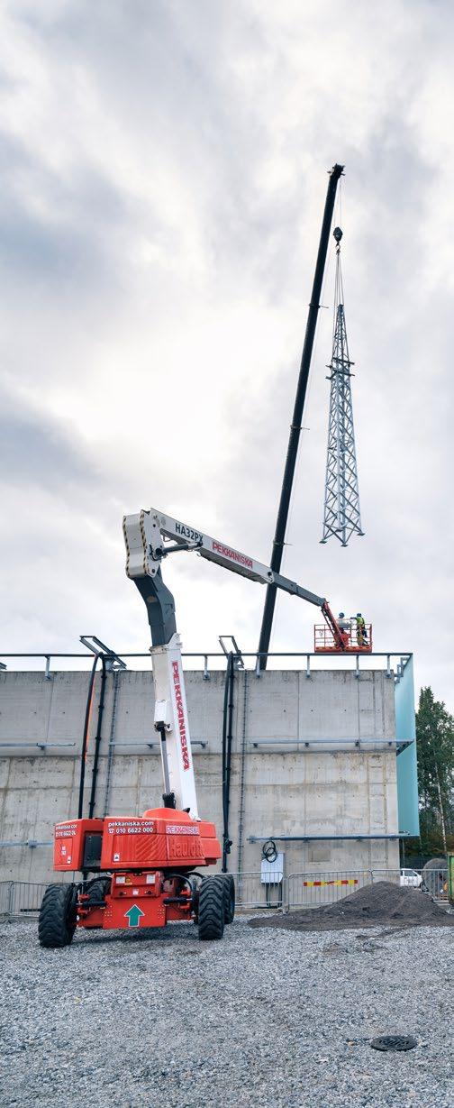 Hyvä turvallisuuskulttuuri syntyy hänen mukaansa perehdytysten ja jatkuvan valvonnan kautta. Työntekijöiden asenne on kohdallaan.