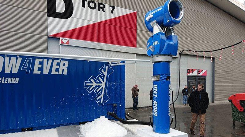 Demaclenko Snow4ever Kontti (LxHxW) 6 x 2,8 x 2,5 m Jäähdytystorni (LxHxW) 3,6 x 2,2 x 1,8 m Kapasiteetti tehdä 48-96 m³/day