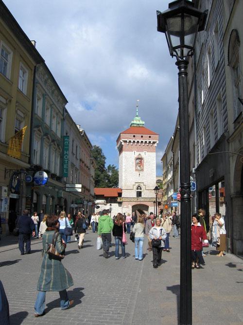 terhi.sandgren [ät] helsinki.