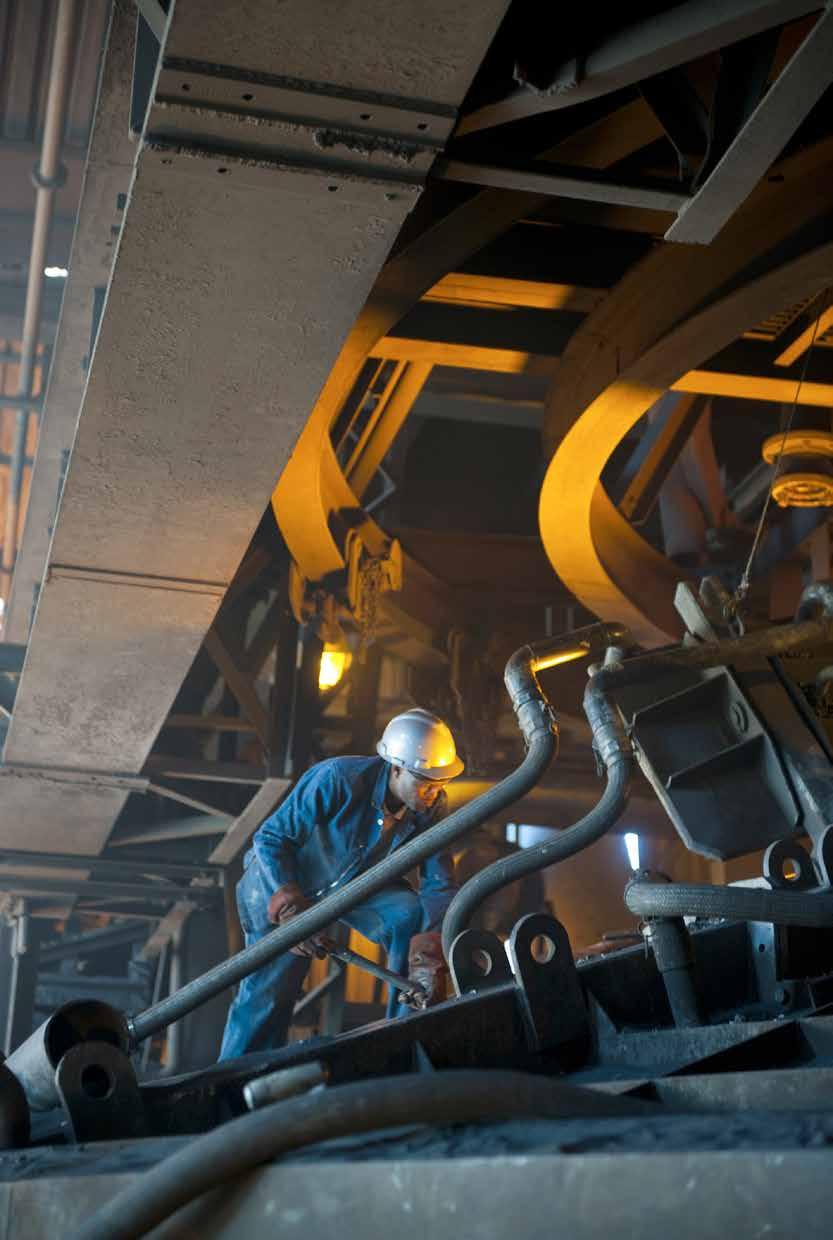 8 MINERAALIVARAT JA