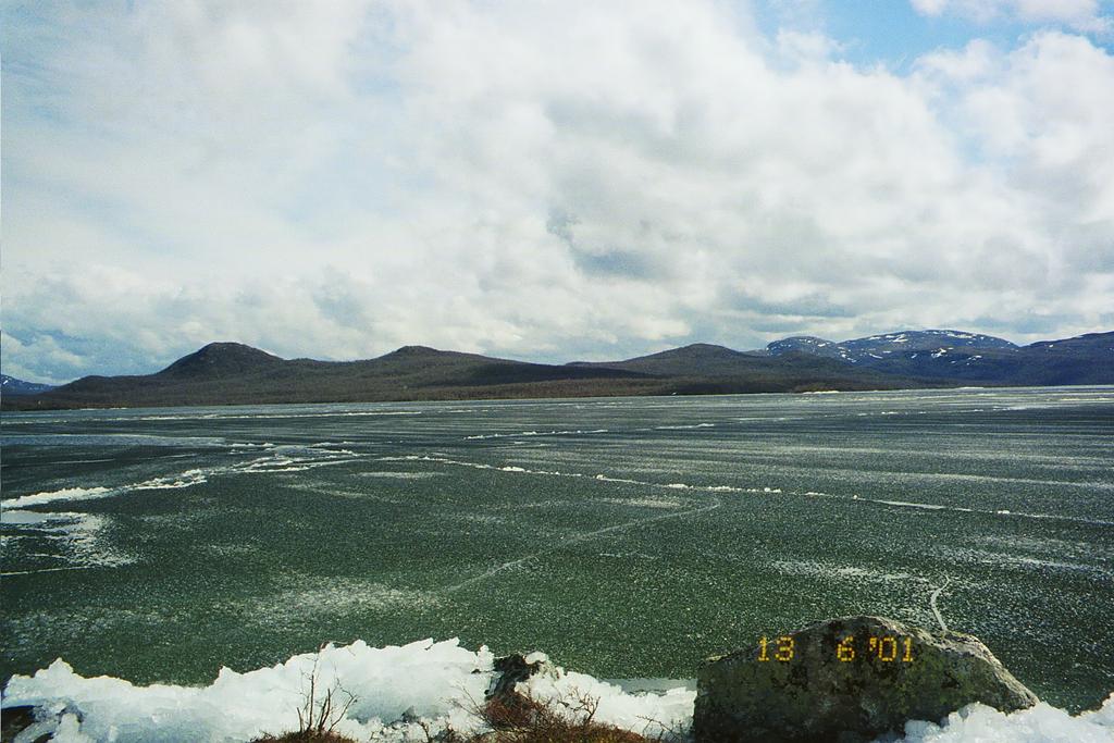 KILPISJÄRVI ENONTEKIÖ ASEMAKAAVAN MUUTOS KOSKEE 3.