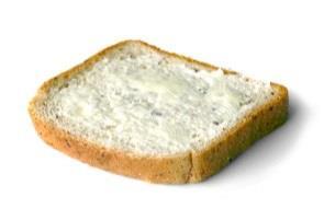 Esimerkki Aamiainen: Sekaleipä + 1 tl margariinia + kuppi teetä 105 kcal, 2,4 g proteiinia Lounas: