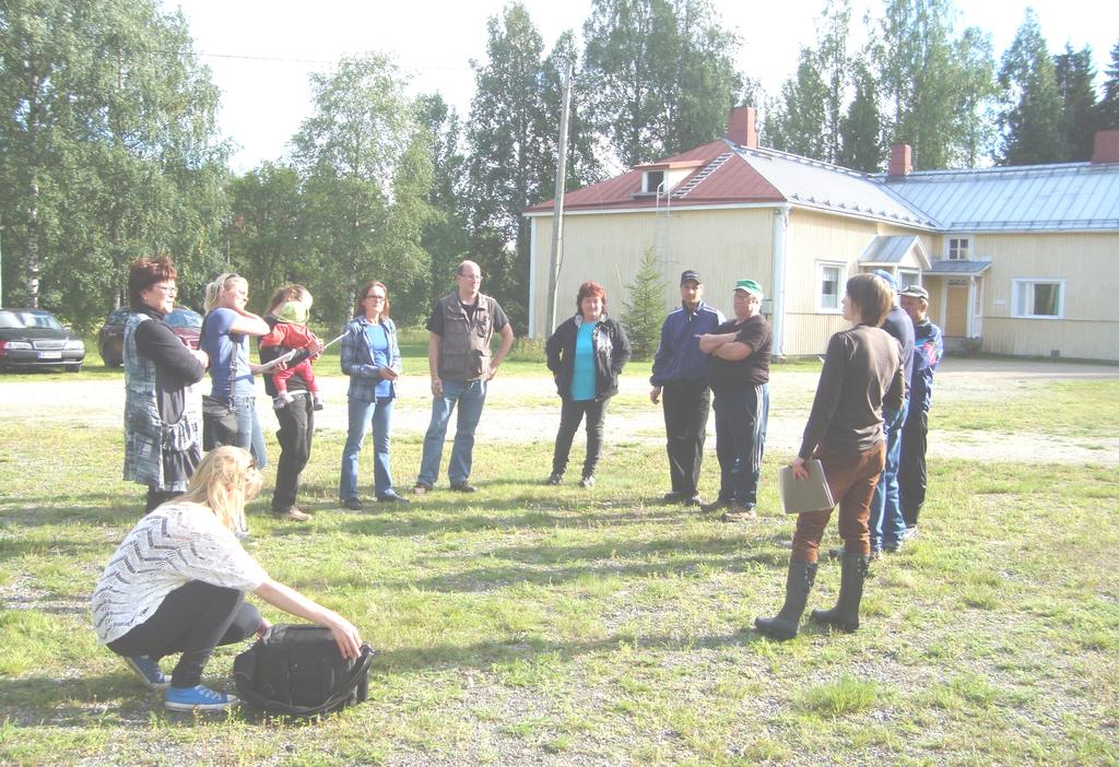 Kyläkävely Melalahden kyläyhdistyksen ja ProAgria Kainuun kanssa toteutetulla kyläkävelyllä tuli esille kylätalon näkyvyyden parantaminen.