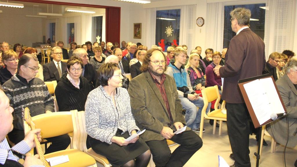 Lisäksi yleisö sai nauttia Lehdon Mikon ja harmonikkakerhon sekä Kapareen muista esityksistä.