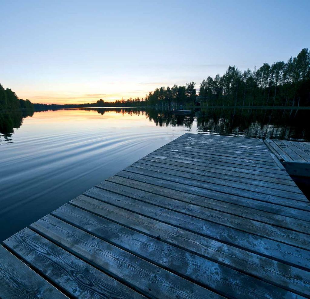 MYYNTIEHDOT KÄSITTEITÄ Asennustapa: Väri: Värintoistoindeksi (CRI): Hyötysuhde: Värisävy: Valovirta: Jännite: Teho: Elinikä (L70): Suojausluokka: Suositeltu sijoitusväli välitilassa: Himmennys: