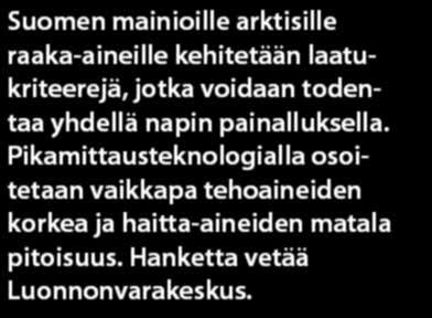 Hopealusikka alkaa tummua, kun ilmasta peräisin oleva happimolekyyli saapuu sen pinnalle ja hajoaa.