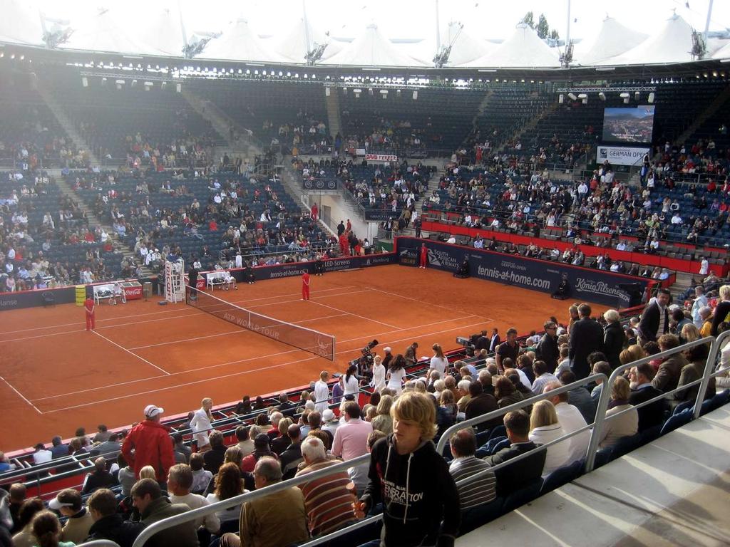 GT-pelaajia seuraamassa Hampurin ATP kilpailua Lassooy perheen miesväki Tony, Dani ja Miksu kävivät seuraamassa Hampurissa, kuinka maailman huiput pelaavat tennistä.