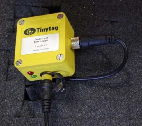 Rekisteröintilaitteella tietoa hallien vierailuista pyyntilaitteessa Arwell Tekniikka Oy:n toimittama Tinytag datalogger asennettiin pyyntilaitteen välipesän kalteriportin suulle 22.10.