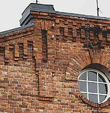 TEEMA: KAUNIISTI IKÄÄNTYVÄ Asuntomessuteemana kauniisti ikääntyvä tarkoittaa tukea ja kannustusta heille, jotka ammentavat voimaa kauniista miljööstä ja suurien tarinoiden läheisyydestä.