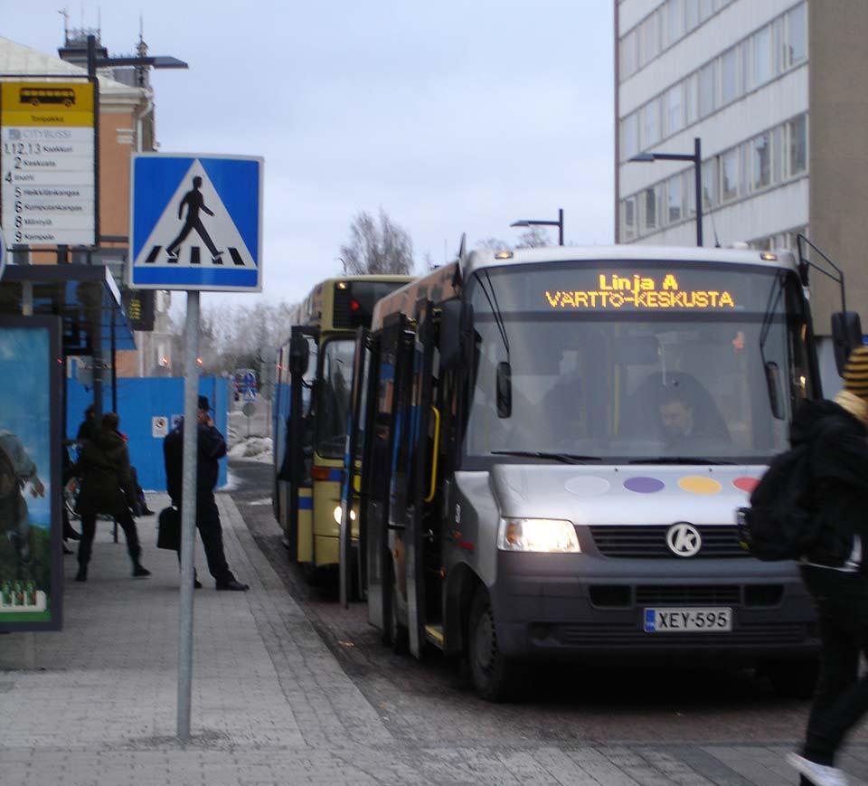 Uudistuksella pyrittäisiin lisäämään joukkoliikenteen käyttöä tekemällä siitä helposti lähestyttävää oman kaupunginosan liikennettä.