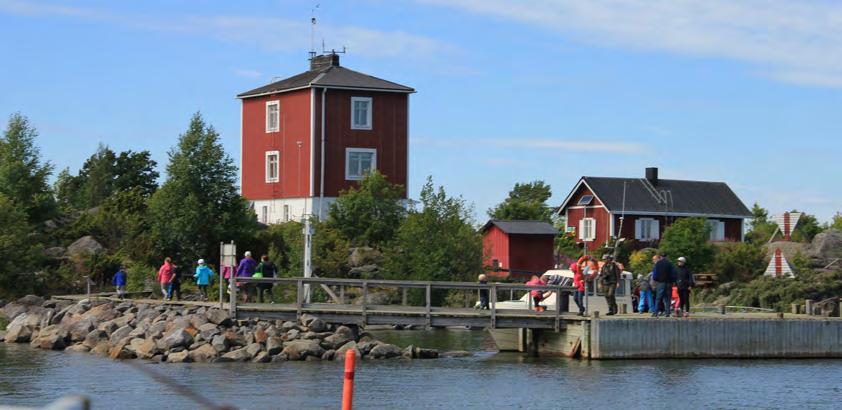 Virkistävä suvilysti Ouraluodolle, Selkämeren kansallispuistoon Saariston karu luonto lumoaa.