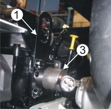 Top up with the coolant specified by the manufacturer, and bleed the cooling system in accordance with the manufacturer s specifications. Check for leakages. A Die Sitze demontieren.