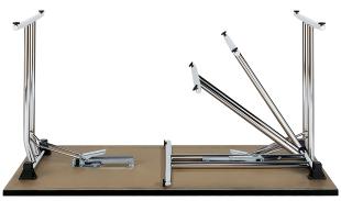 ARENA 080 table s glass top rests on soft suction pads, which protect it from touching the table s metal frame. The table design is highlighted by tapered legs and beautifully detailed metal finishes.