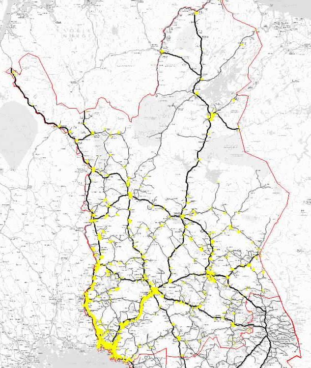 50 Lapin tiepiirin toimintastrategia YLLÄPITO Kuva 15. Valaistut tieosuudet Lapin tiepiirissä. Lapin maanteiden linja-autopysäkeistä noin 13,5 % on katoksella varustettuja.