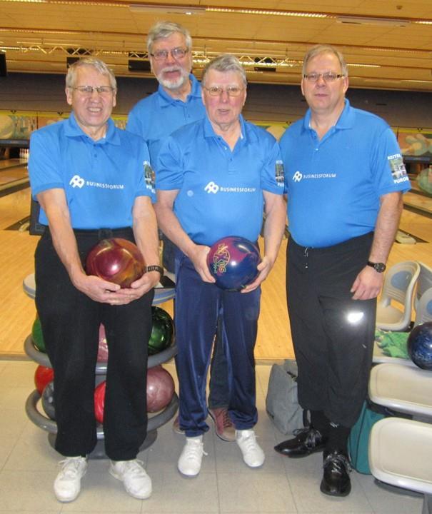 KU-58 toimintakertomus 2016 16 / 23 Keilaus Bowling-58 Bowling-58 oli KU-58:n keilaajien oma itsenäisesti toimiva yhteisö.